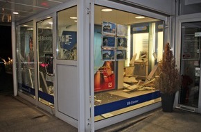 Polizei Mettmann: POL-ME: Geldautomatensprengung in Hösel - Ratingen - 1810162