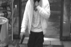 Polizei Rhein-Erft-Kreis: POL-REK: Zum Raubüberfall auf Tankstelle in Hürth-Hermülheim liegen jetzt Bilder der Überwachungskamera vor.