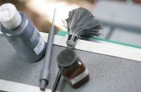 Polizei Rhein-Erft-Kreis: POL-REK: Geschäftseinbruch in der Fußgängerzone - Frechen