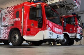 Feuerwehr Essen: FW-E: Wohnungsbrand in einem Mehrfamilienhaus - Mieter will brennende Wohnung nicht verlassen und rettet sich auf den Balkon