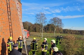 Freiwillige Feuerwehr Samtgemeinde Fredenbeck: FFW Fredenbeck: Erster Kompetenznachweis der neuen modularen Grundausbildung / Ehrenamtliche Einsatzkräfte erreichen Qualifikation "Einsatztauglichkeit"