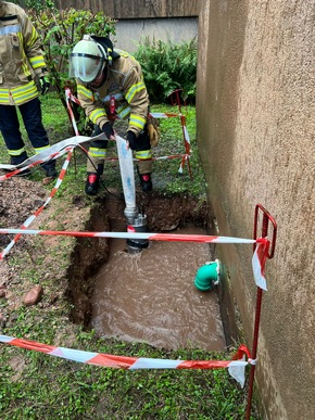 FW Weinheim: Heftiges Unwetter sorgt für mehrere Feuerwehreinsätze Tiefgaragen, Keller und Straßen betroffen