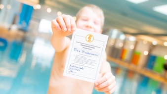 DLRG - Deutsche Lebens-Rettungs-Gesellschaft: Weit über 16.000 erfolgreiche Schwimmprüfungen bei den Schwimmabzeichentagen 2024
