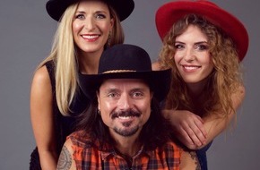 Euvia Travel GmbH: Stefanie Hertel rockt mit Band für einen guten Zweck