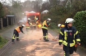 Feuerwehr Erkrath: FW-Erkrath: Unruhiger Nachmittag für die Feuerwehr Erkrath