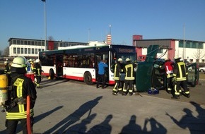 Feuerwehr Dortmund: FW-DO: Praxistag am Ausbildungszentrum der Feuerwehr Dortmund