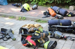 Kreisfeuerwehrverband Segeberg: FW-SE: Wohnung durch Feuer komplett zerstört