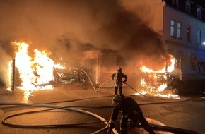Feuerwehr Dortmund: FW-DO: Mehrere brennende Fahrzeuge an der Sölder Straße