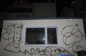 Polizeiinspektion Hameln-Pyrmont/Holzminden: POL-HM: Sachbeschädigung durch Graffiti-Farbe (FOTO)