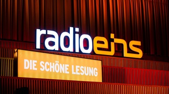 rbb - Rundfunk Berlin-Brandenburg: "Die schöne Lesung" mit Matthias Brandt: radioeins vom rbb lädt in den Großen Sendesaal in Berlin ein