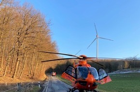 Kreispolizeibehörde Höxter: POL-HX: Motorradunfall - Rettungshubschrauber im Einsatz