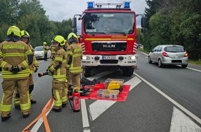 Feuerwehr Paderborn: FW Paderborn: Auffahrunfall zwischen drei PKW mit sieben Betroffenen auf der Münsterstraße