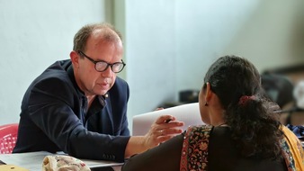 PM / / M&uuml;nchner Rotkreuzschule gewinnt indische Pflegeauszubildende