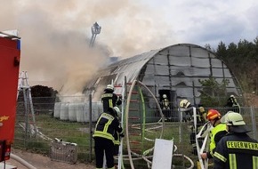 Polizeidirektion Pirmasens: POL-PDPS: Brand einer Lagerhalle