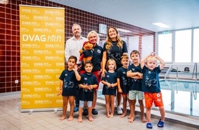 DVAG Deutsche Vermögensberatung AG: "Schwimmen ist überlebenswichtig" / Neues Schwimmprogramm zur Förderung der Schwimmfähigkeit von Kindern in Westfalen-Lippe startet - mit dabei: Extremschwimmerin Nathalie Pohl