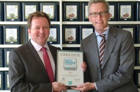 J.T. Ronnefeldt KG: Ronnefeldt erhält Auszeichnung "BESTMARKE Kategorie Tee" der renommierten AHGZ-Imagestudie 2013/2014 vom Matthaes Verlag (FOTO)