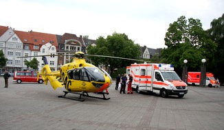 Feuerwehr Essen: FW-E: Männliche Person mit lebensgefährlichen Brandverletzungen in Klinik geflogen