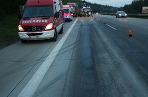 Polizeidirektion Kaiserslautern: POL-PDKL: LKW fährt in Schutzplanke