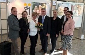 VNG AG: Fotoausstellung "Engagement zeigt Gesicht" am 16. November 2018 in Dresden eröffnet.