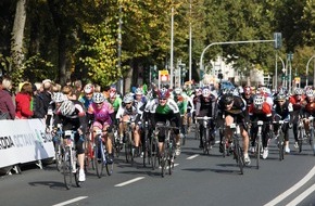 Skoda Auto Deutschland GmbH: Radsport-Klassiker: SKODA unterstützt Sparkassen Münsterland Giro.2014 (FOTO)
