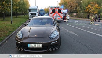 Polizei Duisburg: POL-DU: Hochfeld: Yamaha gegen Porsche - Zwei Verletzte