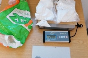 Bundespolizeidirektion Sankt Augustin: BPOL NRW: Bundespolizei findet zwei Kilogramm Amphetamine hinter der Verbandtasche im Kofferraum
