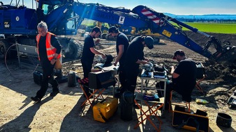 Deutsche Telekom AG: Doppelter Kabelriss an der B2