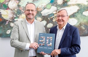 LAUDA DR. R. WOBSER GMBH & CO. KG: 30 Jahre Kunst im Familienunternehmen
