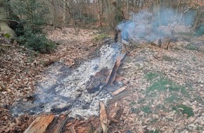 Feuerwehr Wetter (Ruhr): FW-EN: Zwei Bäume beschäftigen Feuerwehr Wetter (Ruhr) am Mittwochmorgen