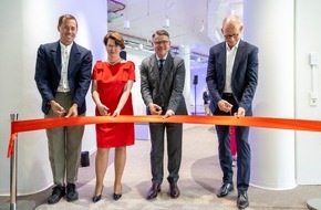Procter & Gamble GmbH: "One Campus": Offizielle Einweihung des ersten neuen Geb&auml;udes am Firmensitz von Procter & Gamble in Schwalbach