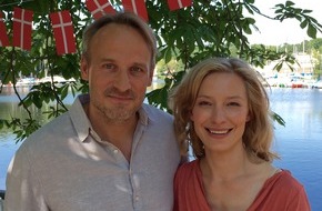 ZDF: Drehstart für "Ein Sommer in Dänemark" / ZDF-"Herzkino" mit Sandra Borgmann und Rasmus Botoft (FOTO)