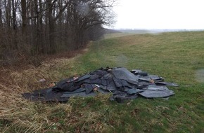 Polizeiinspektion Wismar: POL-HWI: Unbekannte entsorgen illegal Abfall am Waldrand - Wer kann Hinweise geben?