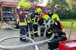 Feuerwehr Flotwedel: FW Flotwedel: Gemeinsamer Dienst der Jugend- und Einsatzabteilung der Ortsfeuerwehr Wienhausen