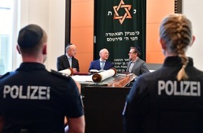 Polizeidirektion Osnabrück: POL-OS: "Menschenwürde schützen!" - Demokratiewoche der Polizeidirektion Osnabrück startet