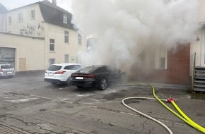 Freiwillige Feuerwehr Werne: FW-WRN: PKW-Brand in der Lippestraße