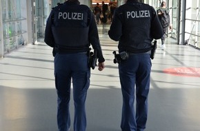 Bundespolizeidirektion München: Bundespolizeidirektion München: Betrunkene belästigen erst Frauen und prügeln sich dann mit Ehemann