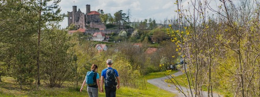 Thüringer Tourismus GmbH: PM der TTG 59-2024 Eichsfeld entdecken: Deutscher Wandertag 2024 im Zeichen von Natur und Geschichte