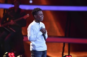 SAT.1: Gänsehaut mit Heiligenschein! Thapelo (13) verzückt die Coaches bei "The Voice Kids" mit Beyonce-Song "Halo" - am Sonntag in SAT.1