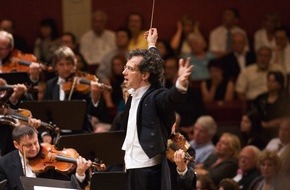 Migros-Genossenschafts-Bund Direktion Kultur und Soziales: Migros-Pour-cent-culturel-Classics 2009/2010  Le prestigieux Orchestre symphonique de Vienne en tournée en Suisse