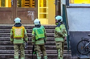 Feuerwehr Dresden: FW Dresden: Kellerbrand in einer Schule geht glimpflich aus
