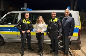 Polizeiinspektion Hildesheim: POL-HI: Bundestagsabgeordnete Daniela Rump (SPD) begleitet den Einsatz- und Streifendienst der Polizeiinspektion Hildesheim
