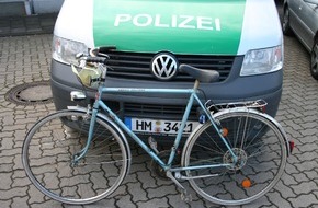 Polizeiinspektion Hameln-Pyrmont/Holzminden: POL-HM: Nach Pkw-Diebstahl in Holtensen fragen Ermittler: Wer vermisst ein Fahrrad?