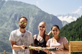 Andermatt Swiss Alps AG: Medienmitteilung: Clean-up Day Andermatt: Müllsammeln im alpinen Gelände