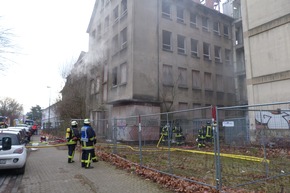 FW-DT: Kellerbrand im &quot;Temde&quot;-Gebäude