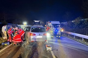 Feuerwehr Weinheim: FW Weinheim: Verkehrsunfall sorgt für Sperrung der Kreisstraße