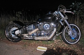 Polizei Mettmann: POL-ME: 20-jähriger Motorradfahrer bei Verkehrsunfall schwer verletzt - Langenfeld - 2209129