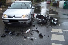 Polizeiinspektion Hildesheim: POL-HI: 16-jähriger Mofa-Fahrer bei Verkehrsunfall verletzt