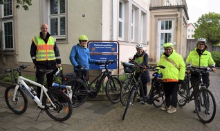 Polizeiinspektion Hameln-Pyrmont/Holzminden: POL-HM: "Sicherheit erfahren": Neue Thementour für Seniorinnen und Senioren zur Stärkung des Sicherheitsgefühls