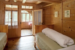 Prix jubilaire ICOMOS pour un établissement familial très particulier: Waldhaus Sils / Prix spéciaux pour l&apos;hôtel Waldrand-Pochtenalp à Kiental et le restaurant Rössli à Balgach