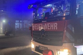 Feuerwehr Hattingen: FW-EN: Vier ausgelöste Brandmeldeanlage innerhalb einer Stunde - Feuerwehr Hattingen war am frühen Morgen im Dauereinsatz